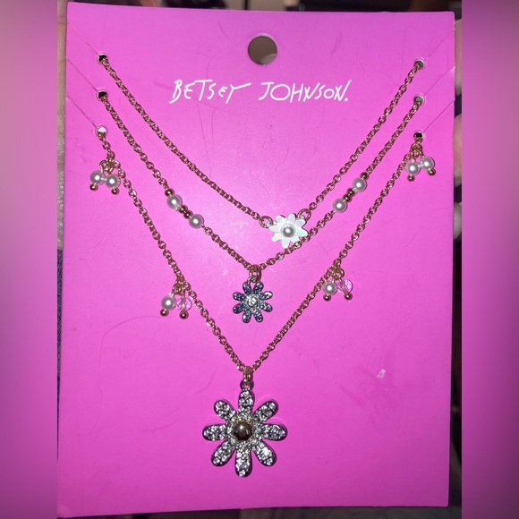 SOLD BETSEY JOHNSON SET Ooh a Daisy Mixed Metals Necklace Bracelet Earrings NWT - Picture 8 of 16